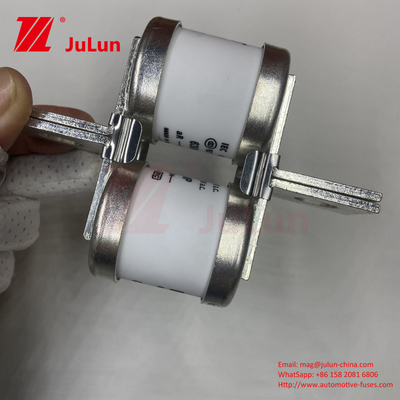690V tensione nominale BUSSMANN 630MMT Fusibili per automobili in ceramica con doppia piastra piatta per installazione M6/M8