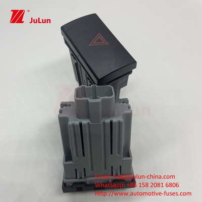 Interruttore di controllo centrale interruttore di pericolo leggero pulsante BC45-13A350-BA pulsante 12V 24V pulsante camion pulsante pericoloso