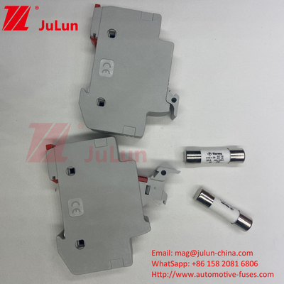 Portatore di fusibili fotovoltaici in ceramica con capacità di rottura 1000VAC/DC 300A