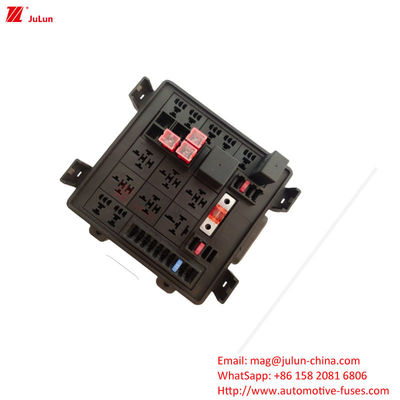 30A-500A Interruttore di circuito di contatto in rame UE UL Certificato Plastic / Nylon Case per veicoli elettrici