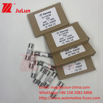 32A 10*38mm 15A 690VDC 1000VDC pannello montato fusibile solare fotovoltaico per una protezione robusta della stringa fotovoltaica