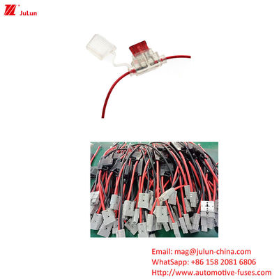 Eu UL Standard Fuse Holder / Box Dimensioni esterne di interruttore di circuito di plastica / alloggiamento in nylon tensione di corrente nominale 25A-80A 32V