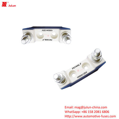 Protezione dei circuiti elettronici Portatori di fusibili di media e grande qualità Ricambi per autoveicoli conformi UL Mooring Circuit Breakers e portatori di fusibili / scatole con contatto di rame