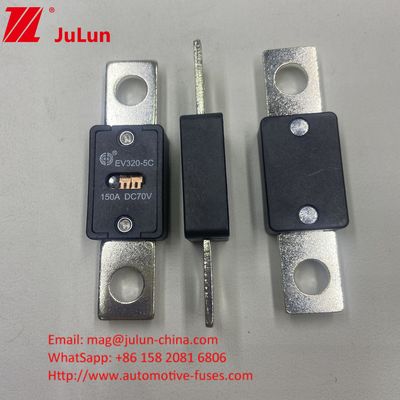 Protezione DC EV HEV Fuse per veicoli elettrici per la distanza tra i fori dell'automobile 51 mm EV