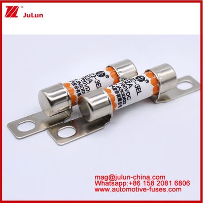 EV322 3EL 32A DC700V Fusibile ceramico tubolare Compatta dimensione Protezione da cortocircuito ad alta corrente nominale
Capacità di rottura elevata a 100 Vdc/125 Vdc Struttura avvitata
