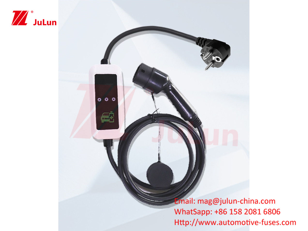 EV Charger 7Pistola di ricarica standard europea Tipo 2 Pistola di ricarica portatile di bordo Nuova pistola di ricarica energetica