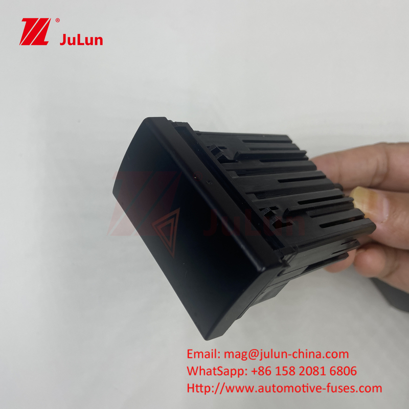 Avvertenza di pericolo per yacht Interruttore flash Ford Truck BC45-13A350-BA Renault Car Signal 6490.NG