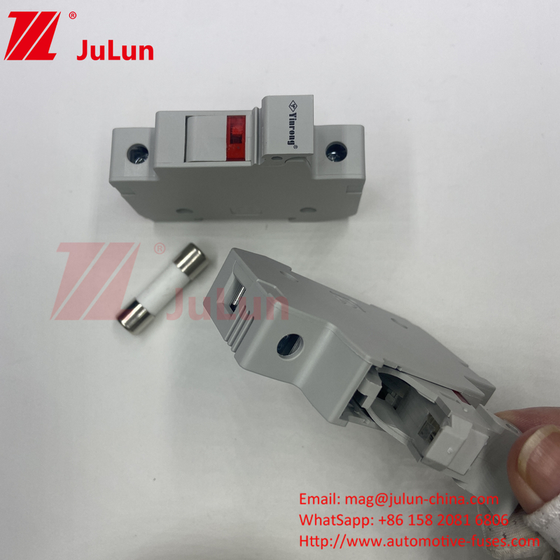 Fuse fotovoltaica per inverter per temperature estreme 40A DC 1500 FUSE supporto abbinato con 14 * 51mm