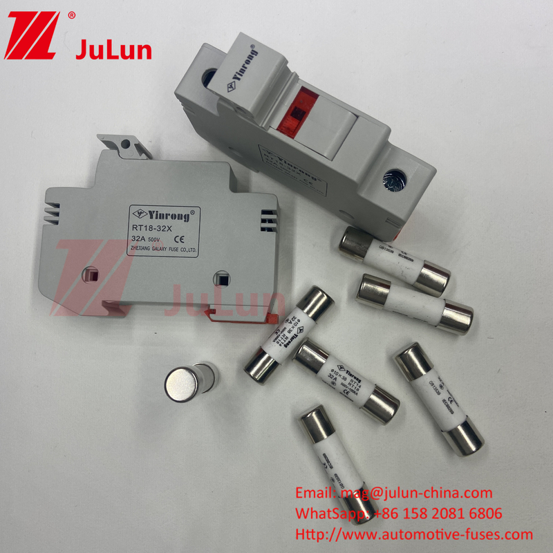 Portatore di fusibili fotovoltaici in ceramica con capacità di rottura 1000VAC/DC 300A