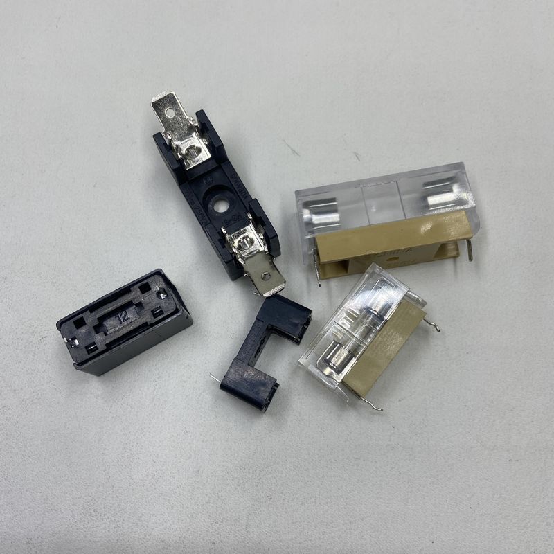 Tenitore di fusibile per PCB progettato per 5*20mm 6*30mm Ceramica su scheda PCB Installazione fissaggio piatta
