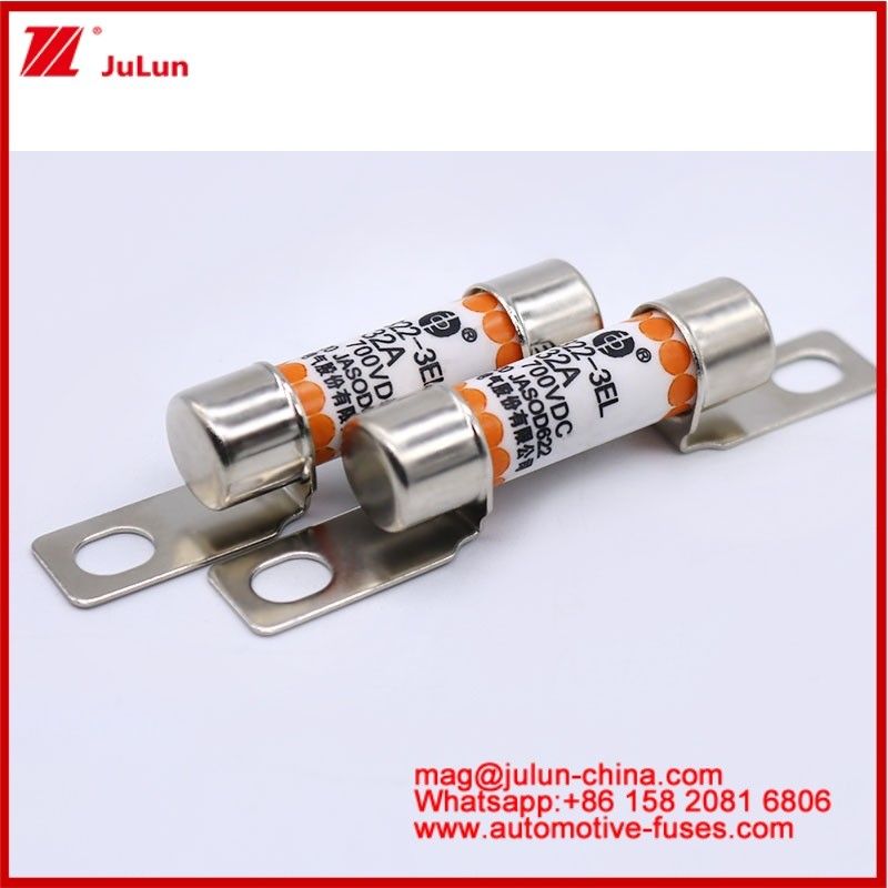 EV322 3EL 32A DC700V Fusibile ceramico tubolare Compatta dimensione Protezione da cortocircuito ad alta corrente nominale
Capacità di rottura elevata a 100 Vdc/125 Vdc Struttura avvitata