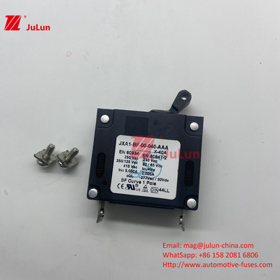20A 25A 15A 30A Protettore di interruttore di circuito Corrente sovraccarico Toggle Reset AC DC interruttore di circuito marino