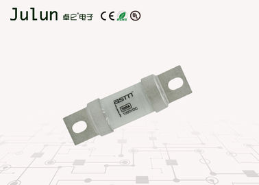 Prestazione eccellente di CC del piccolo dei fusibili 700VDC del perno fusibile automobilistico ceramico del supporto