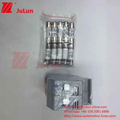 1000VDC-1500VDC Supporto di fusibile fotovoltaico solare con fusibile 2 Amp Fusibile solare Dc Fusibili cilindrici