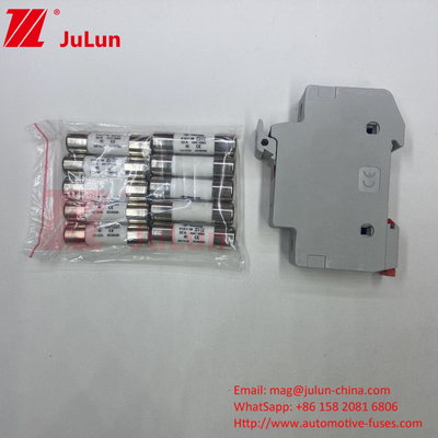 10A-63A Fuso fotovoltaico per installazione fotovoltaica solare 32A 10X38mm 1000V DC Din Rail Fuse Holder con luce per il sistema solare