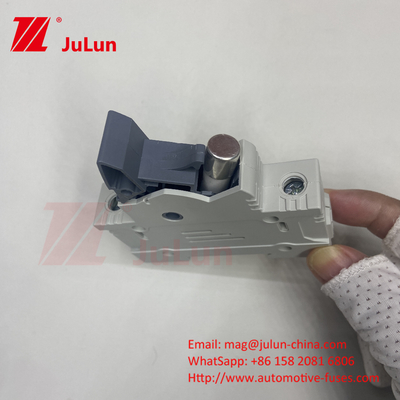 Fuse solare fotovoltaica per portatore di fusibile fotovoltaico 30 Amp Rt18-32 10x38 Fuse Base Fuse termica 16a 220v 10*85mm