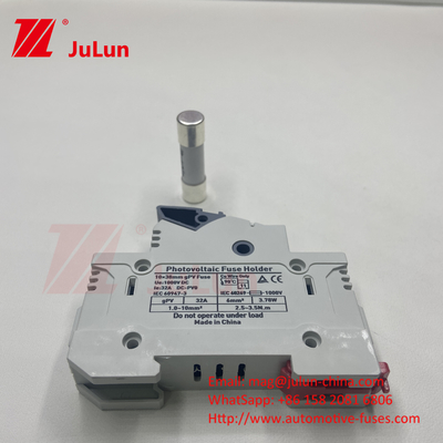 Fusibili fotovoltaici solari a corrente continua da 1000 V RT18 Serie 10x38 3P DIN Rail montato 32A Capacità per fusibile 1500V