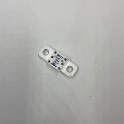150A 150VDC Conversione di potenza Fusibili ceramici per automobili ad alta capacità di rottura 16KA 20KA con coppia stretta raccomandata 11-13N·m Per M8
