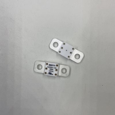 Fusibili per automobili in ceramica