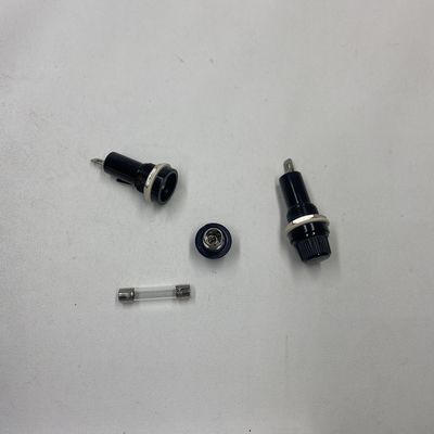 Possessore di fusibile per le soluzioni di montaggio del pannello PCB