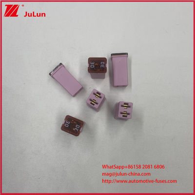 SBFC-JT 30A 32V Fuse a micro lame di auto Car Square Requisiti di connessione Portatore di scatola di fusibile Long Pin Piccolo auto interna Piattaforma maschile Rating Ampere