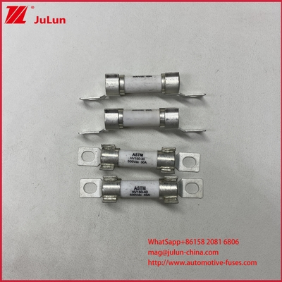 Veicoli elettrici HEV Tensione nominale / Potere di interruzione DC500V/20KA ASTM HV150 30A 20A DC500V 20KA Fusibile a bullone con protezione