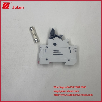 Fuse termica a pannello solare con capacità di rottura di 20kA 10*38mm 32A 1000VDC